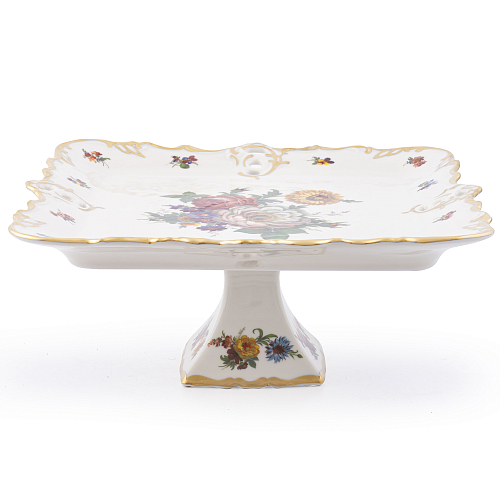 Поднос 32см квадратный на ножке 1шт Мейсенский букет Слоновая кость